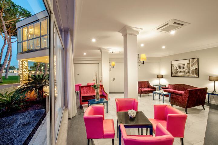 Hotel Lobby