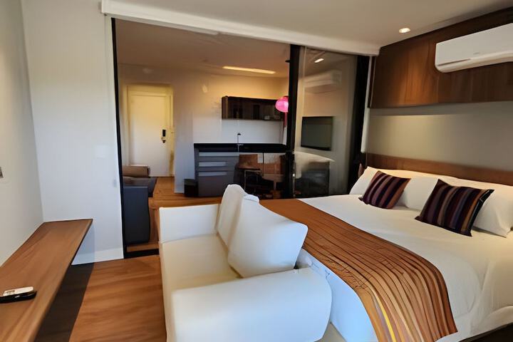 Room 11 of 26