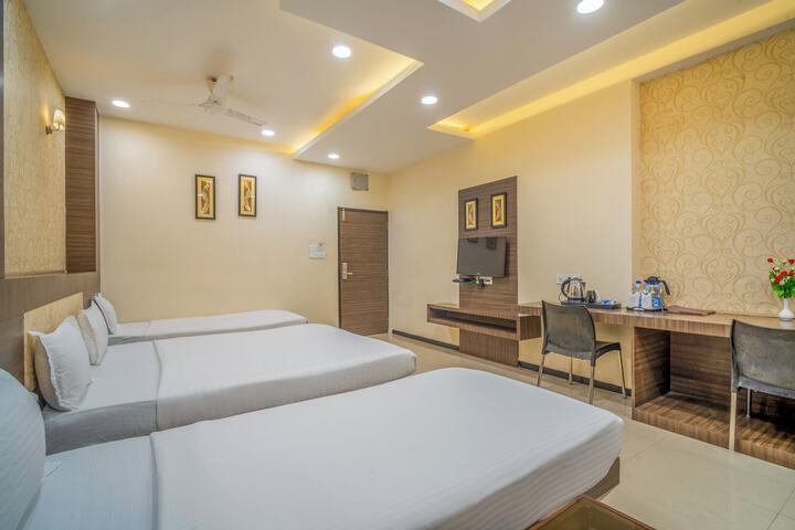 Room 46 of 167