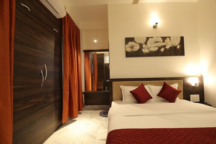 Room 29 of 94