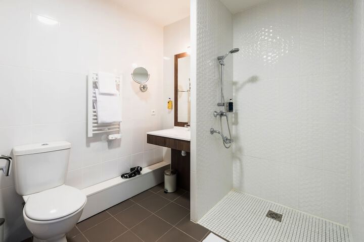 Bath Interior