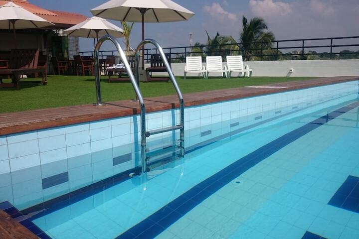 Pool 25 of 44