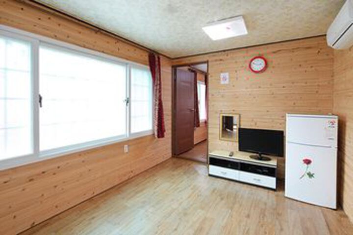 Room 42 of 89