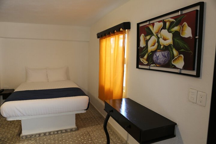 Room 7 of 49