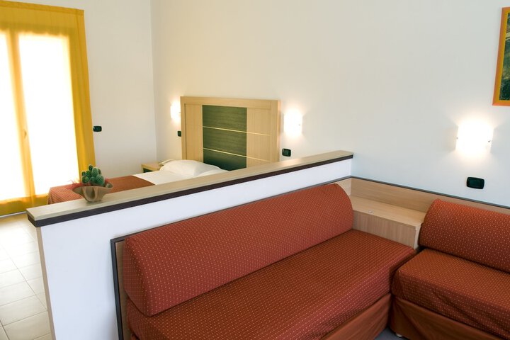 Room 3 of 55