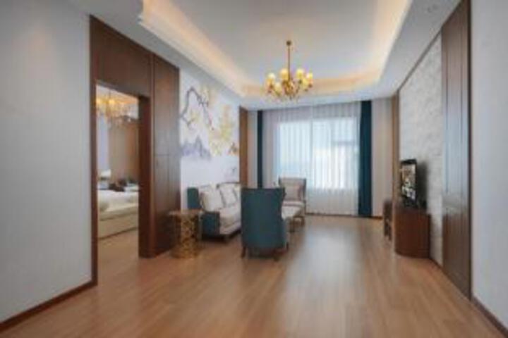 Vienna International Hotel (Ulanqab Huade Branch)