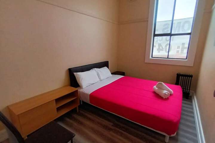 Room 15 of 43