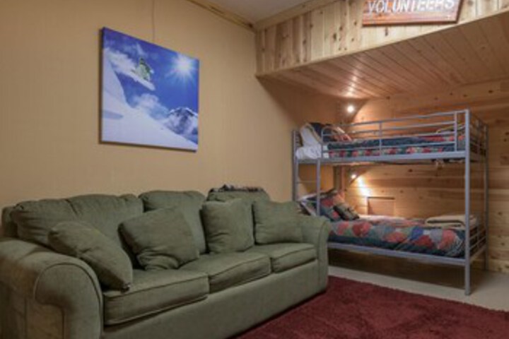 Room 18 of 22