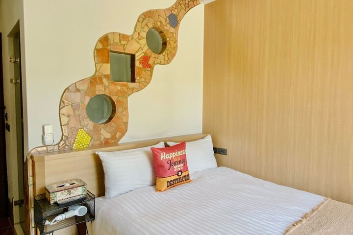 Room 16 of 75