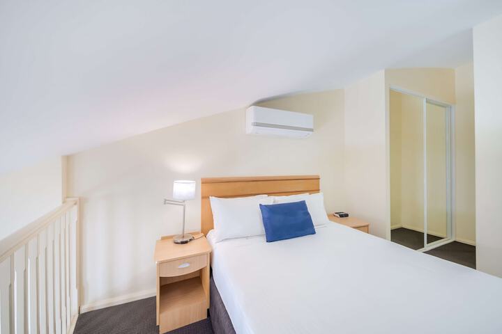 Room 26 of 172