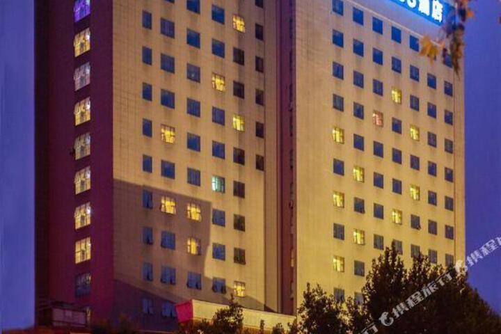 H hotel