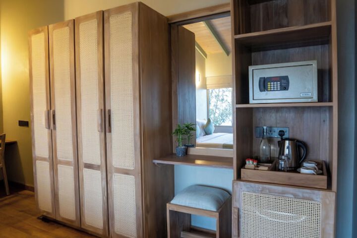 Room 75 of 222