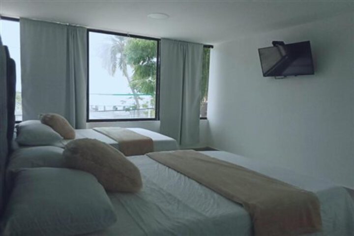 Photo 3
