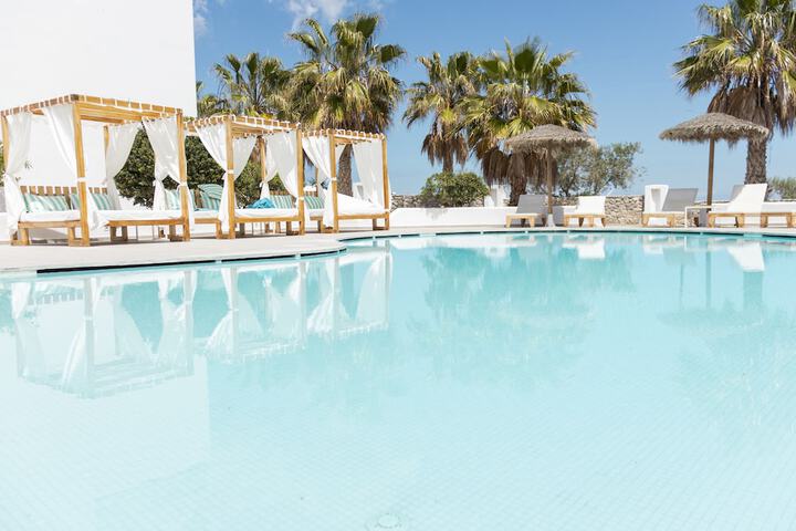 Exterior of Casa Vitae Suites