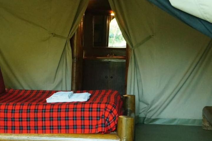 Room 12 of 20