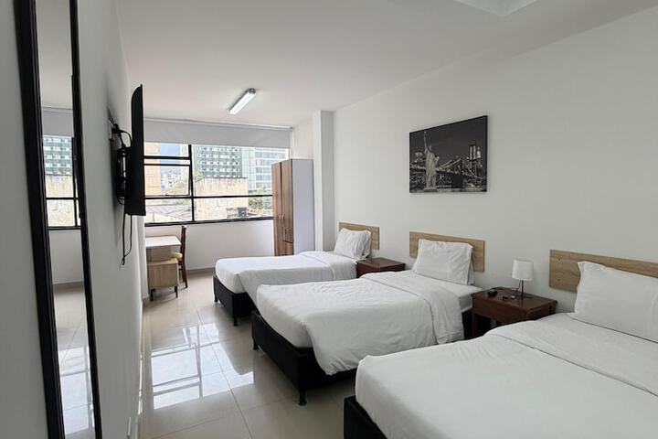 Room 12 of 36