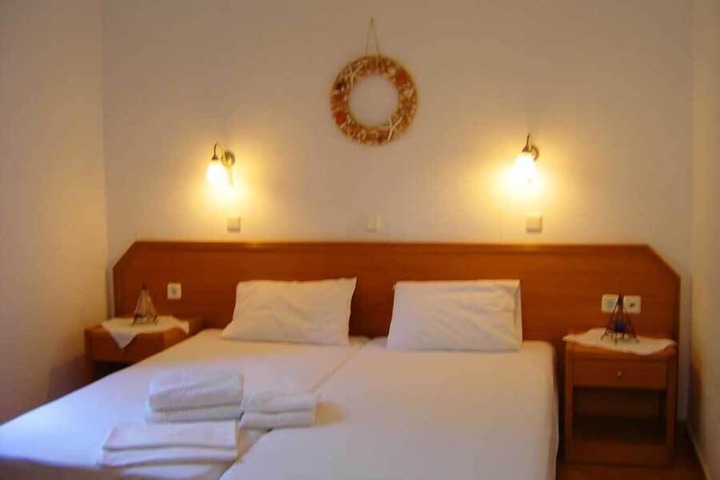 Room 21 of 53