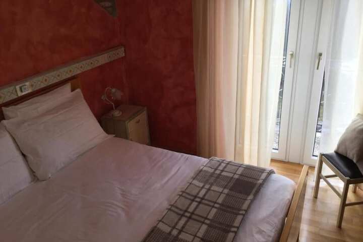 Room 15 of 17