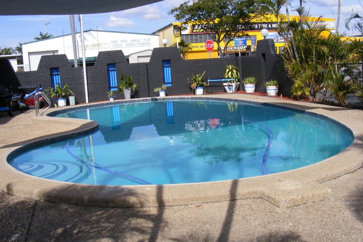 Pool 41 of 54