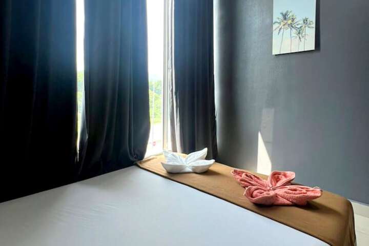 Room 15 of 30