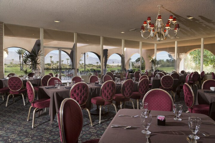 Dining Photos