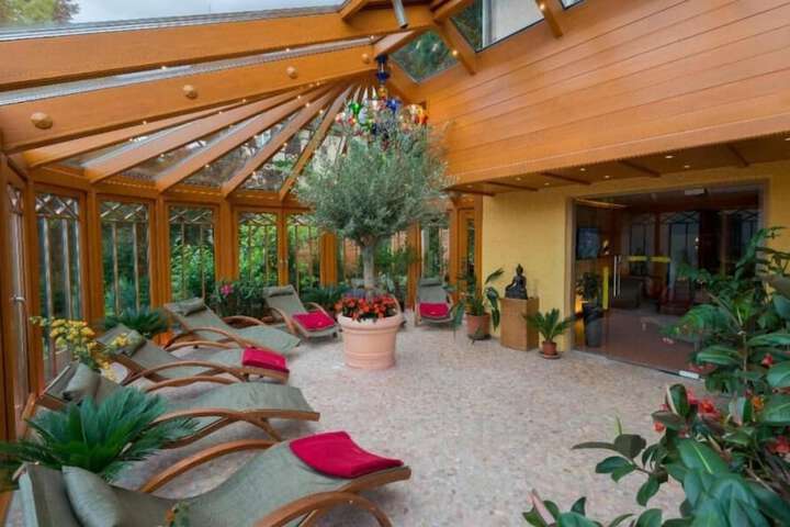 Terrace/Patio 8 of 10