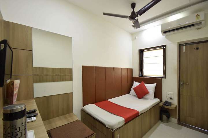 Room 17 of 23