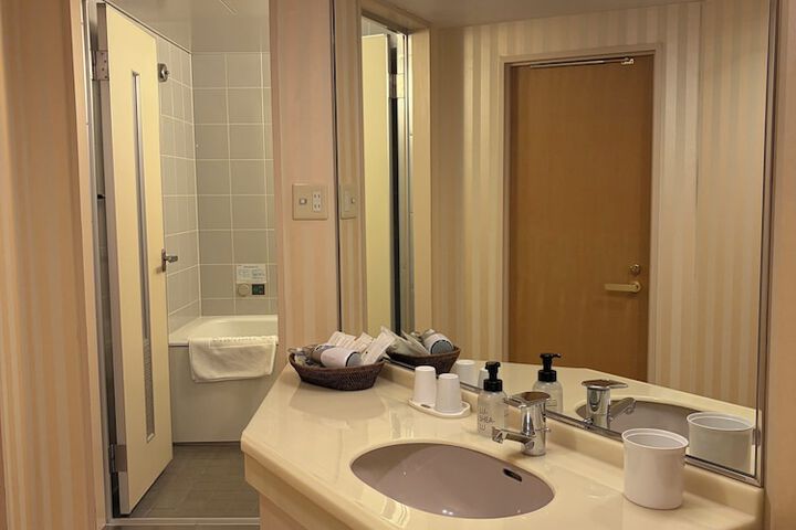 Bath Interior