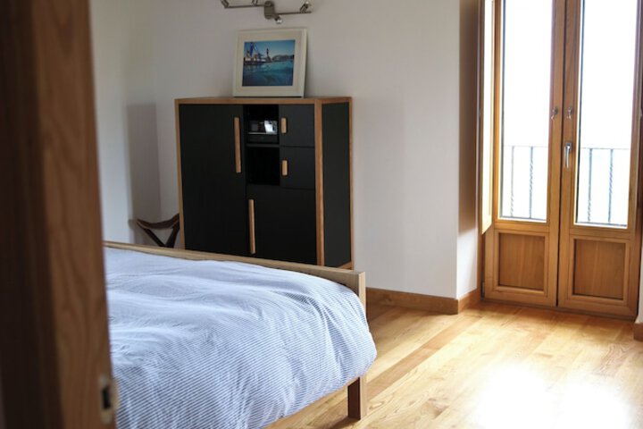 Room 4 of 23