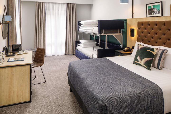 Room 21 of 71