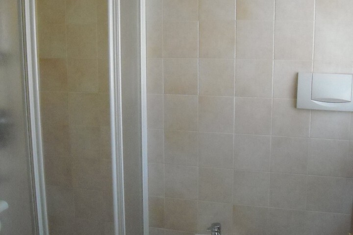 Room 43 of 69