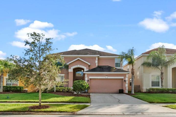 6 Bedrooms - 4 Bathrooms - Veranda Palms 4457 Np