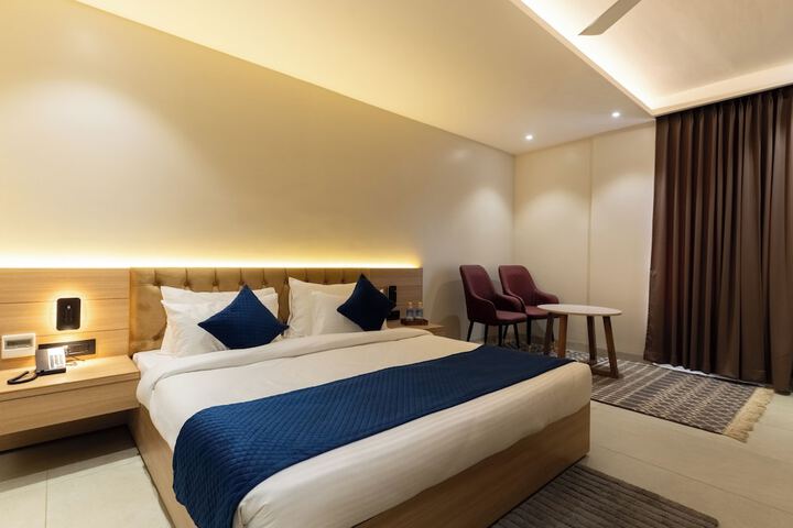 Room 20 of 37