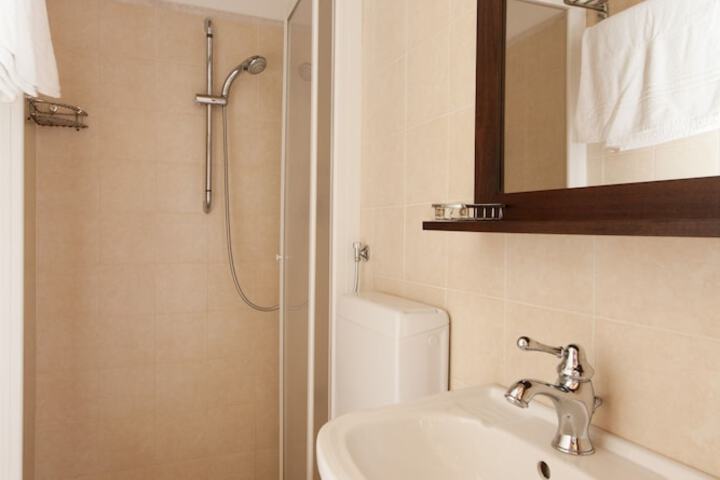Clean Restrooms