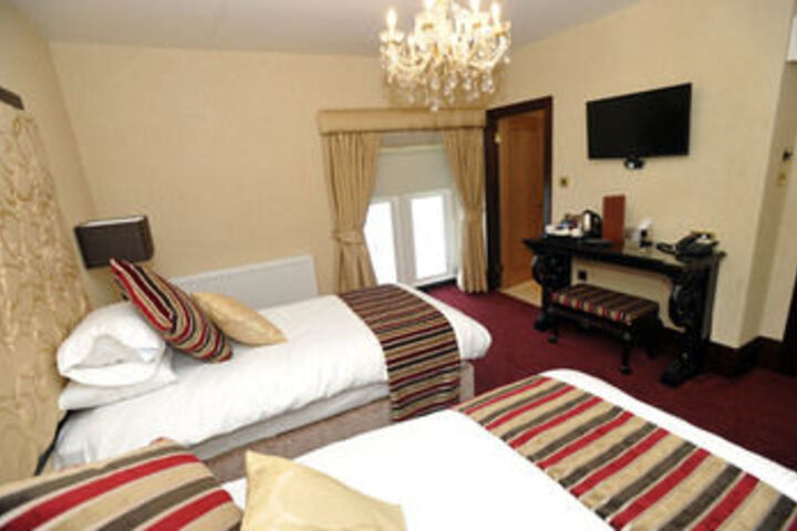 Room 30 of 64
