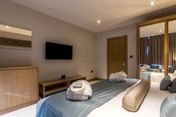 Room 14 of 45