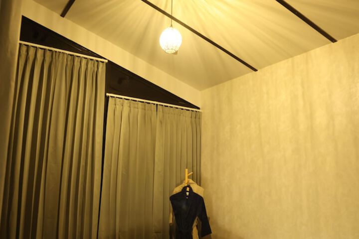 Room 30 of 58