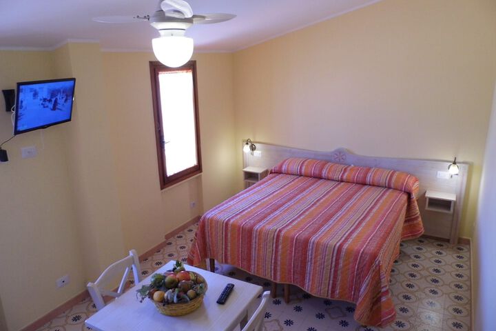 Room 17 of 160