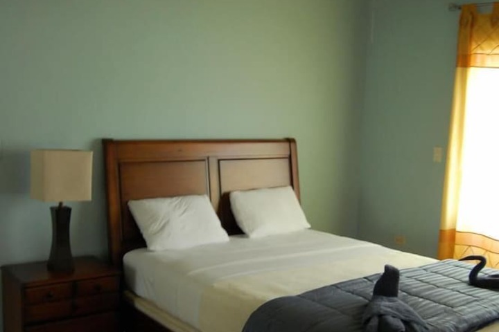 Room 2 of 21