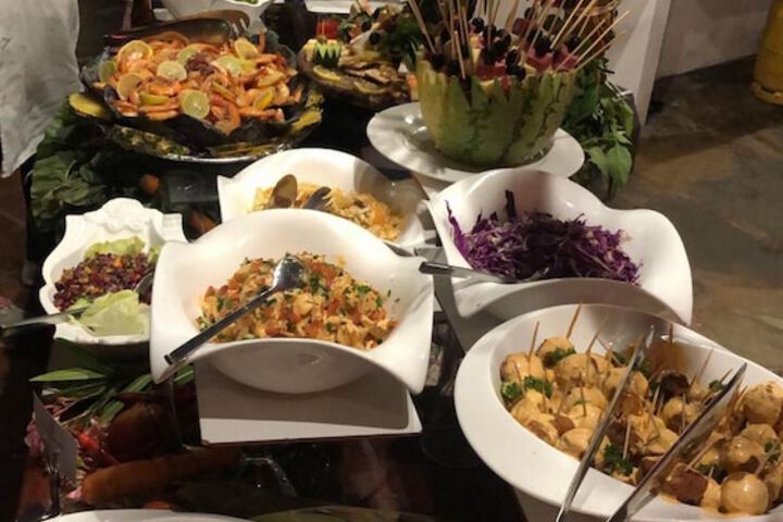 Dining 45 of 66