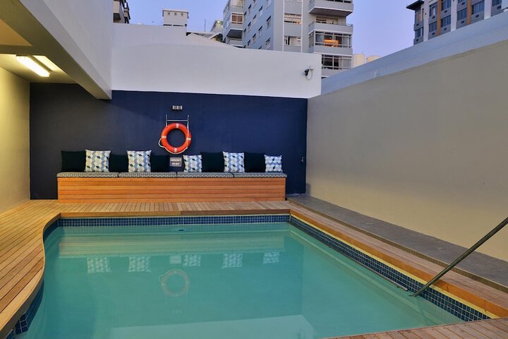 Pool 147 of 370