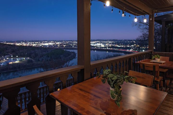 Hotel Interior 6 of 156