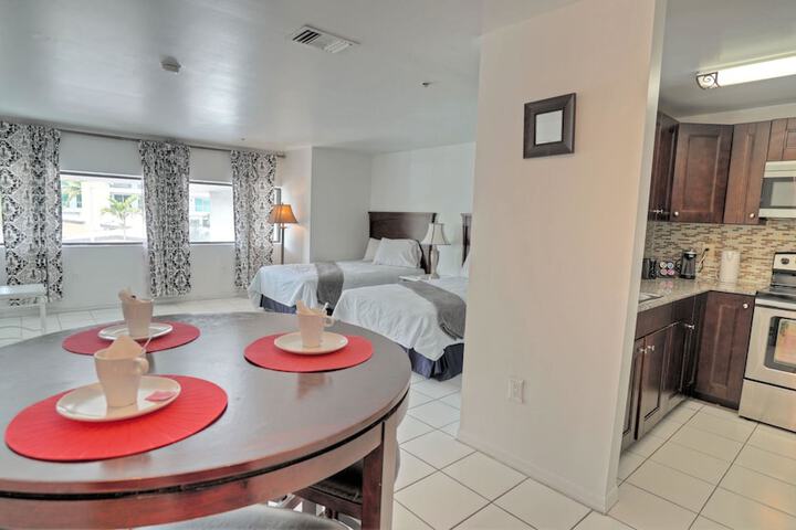 Room 9 of 244