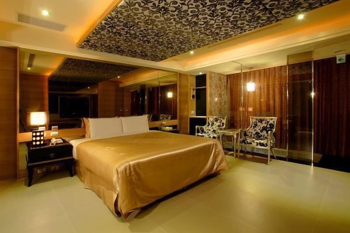 Room 56 of 107