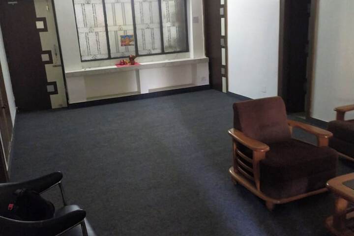 Room 17 of 32