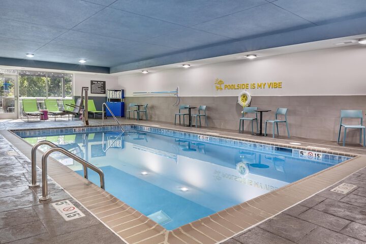 Swimming pool at Home2 Suites by Hilton Danville