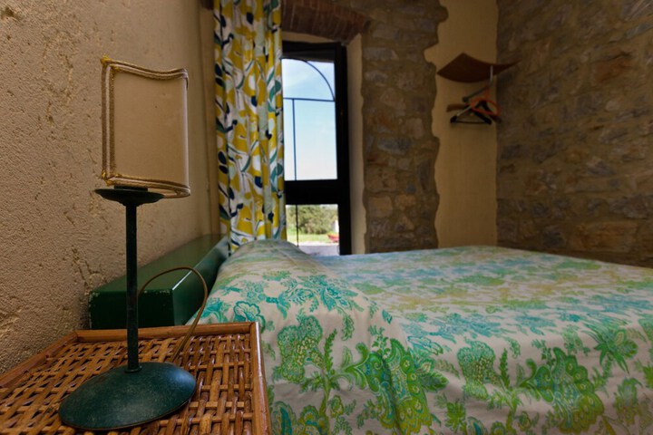 Room 8 of 45