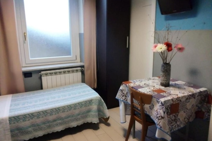 Room 16 of 53