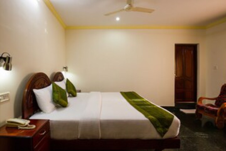 Room 18 of 43