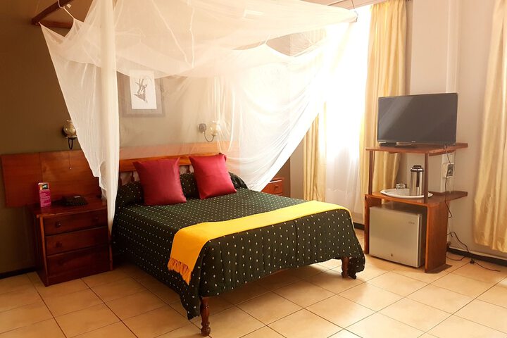Room 3 of 41